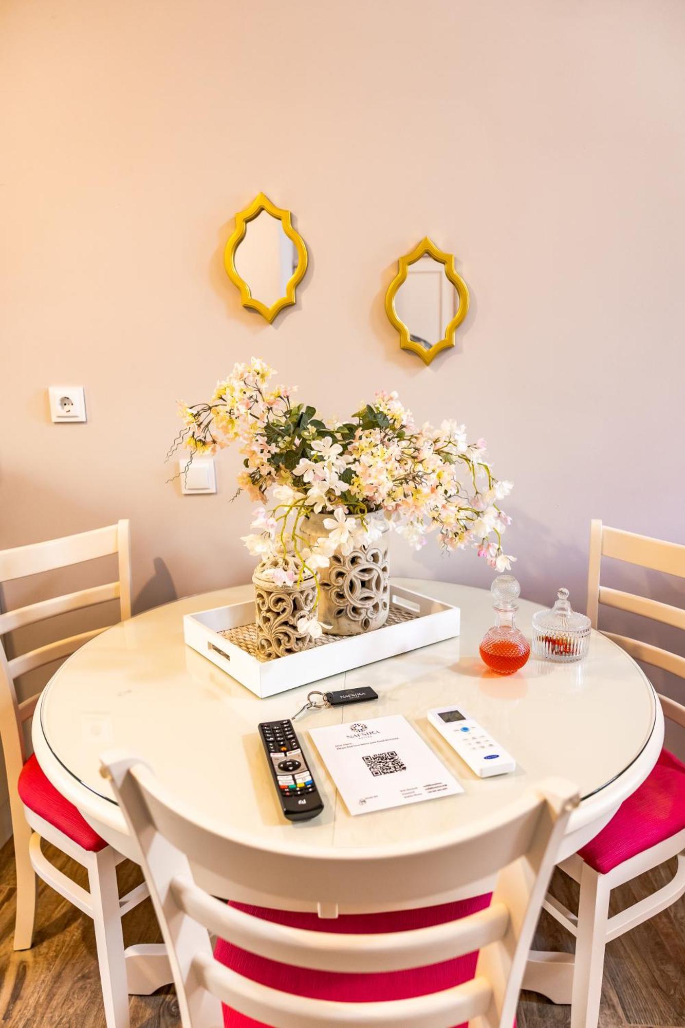 Nafsika Suites (Adults Only) Nea Moudania Luaran gambar